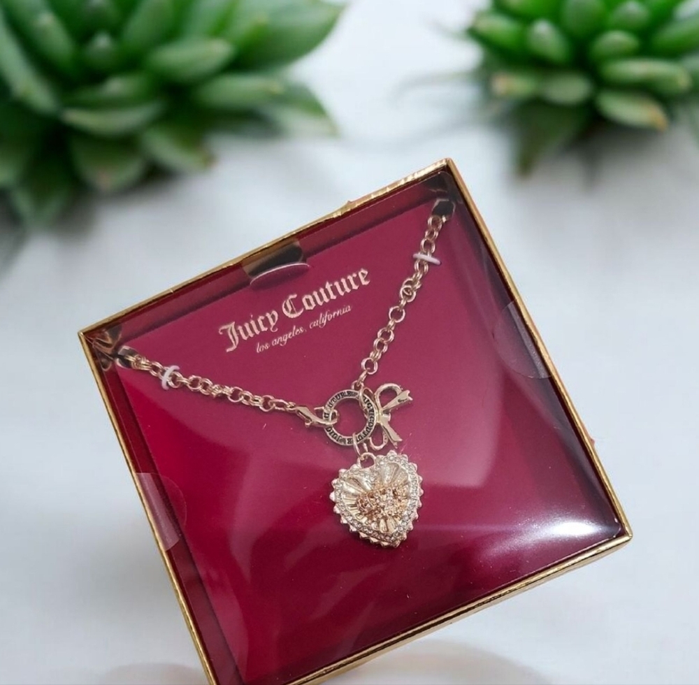 💛▪️Juicy Couture▪️ Gold Heart Pendant Necklace